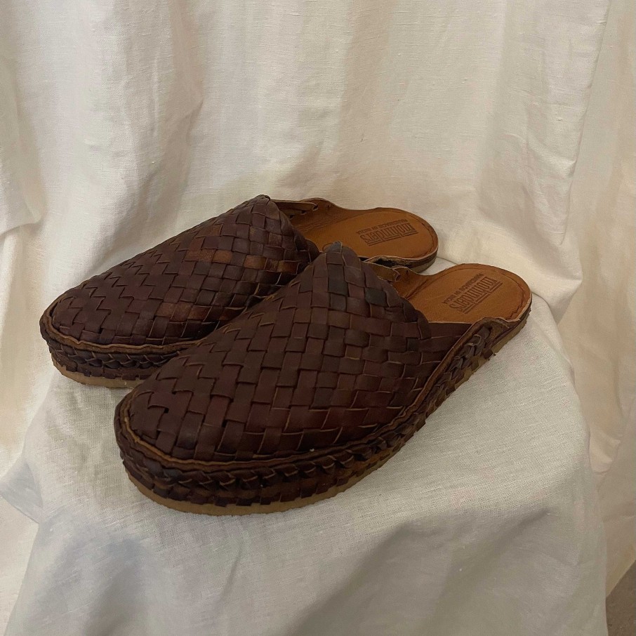 Shoes Mohinders | Mohinders Men'S Woven City Slippers In Walnut